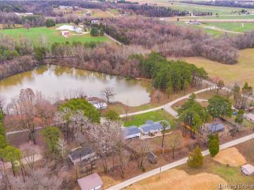 11443 S Whispering Pine Road