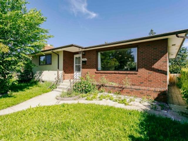1144 A Avenue Nw, Edmonton, AB, T6J 0Z9 house for sale | Listing ID E4512 | Royal LePage