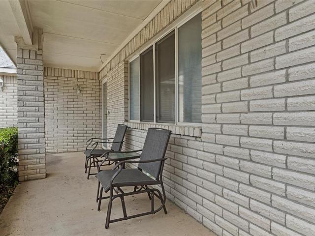 1144 Castlewood Court