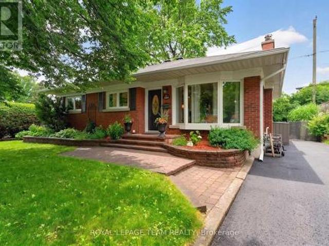 1144 Cline Crescent, Ottawa, ON, K2C 2P2 house for sale | Listing ID X13513 | Royal LePage