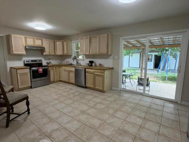 1144 Ridgeway Road