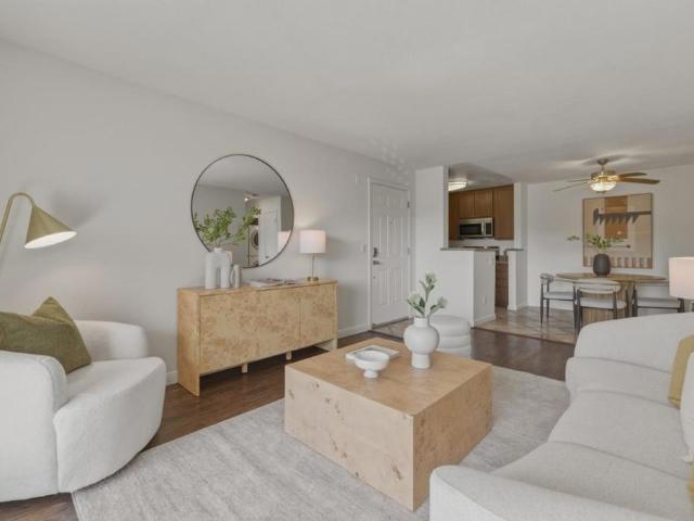 1144 Yarwood Court
