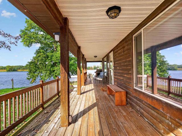 1145 Lakeshore Drive