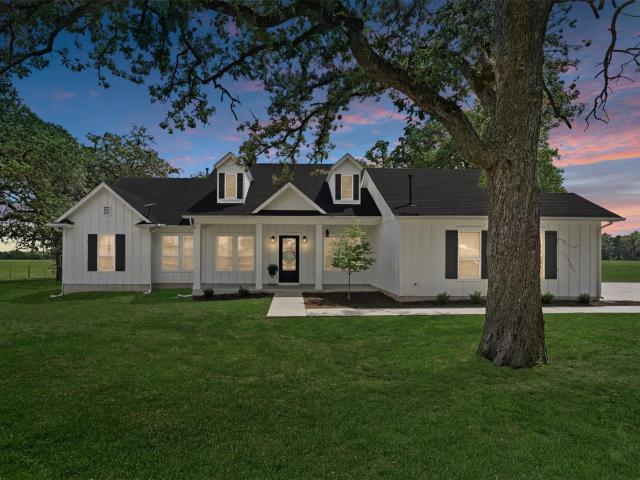 1145 W County Road 415
