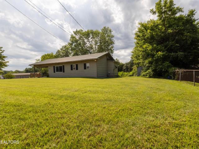 11442 Snyder Rd