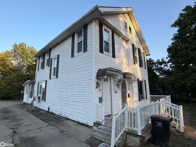 1146 N Elm Street