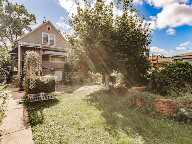 1146 W 88th Street