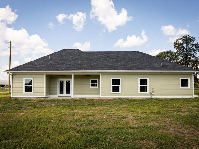 1147 Spry Rd