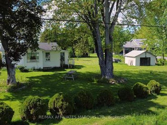 11481 Lakeshore Drive, South Dundas, ON, K0E 1K0 house for sale | Listing ID X13213 | Royal LePage