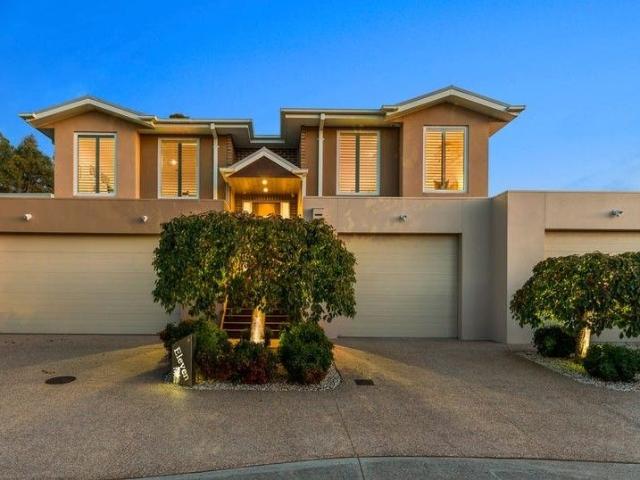 11/48 Langmore Lane, Berwick, VIC 3806