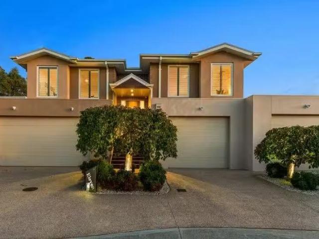 11/48 Langmore Lane, Berwick, VIC 3806 House for Rent