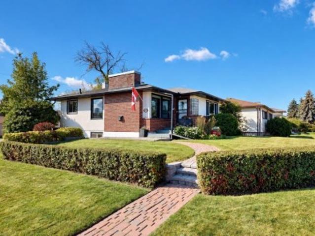 11403 Avenue Nw, Edmonton, AB, T5G 0H5 house for sale | Listing ID E4509 | Royal LePage
