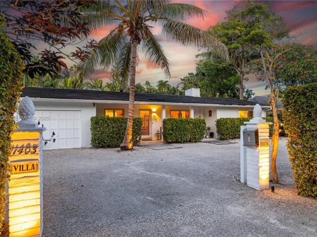 11403 NE 8th Ave, Biscayne Park, FL 33161 | MLS #A12023