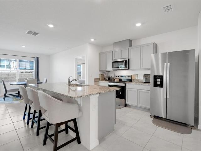 11400 Amber Ridge Dr, Zellwood, FL 32798 | MLS #O6382