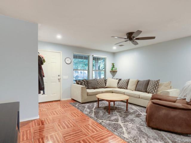 11401 Briarcreek Loop