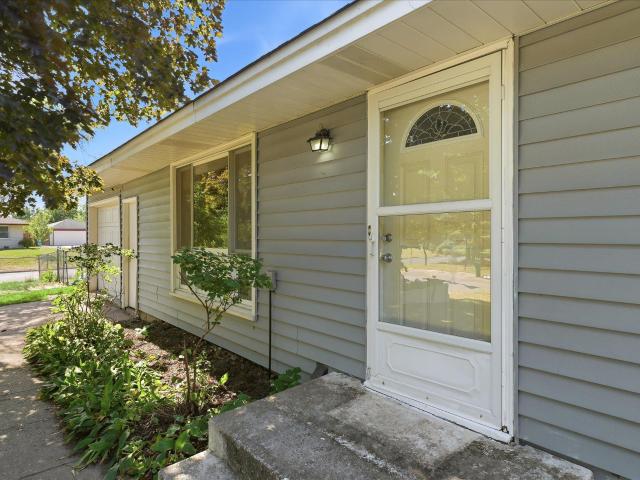 11401 Swallow Circle NW