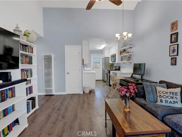 1140 Molino Avenue 5