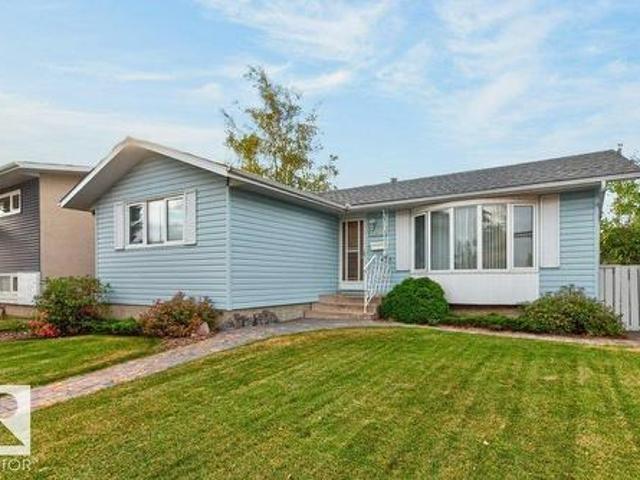 1140 Av Nw, Edmonton, AB, T6H 0L8 house for sale | Listing ID E4510 | Royal LePage