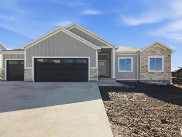 1140 E 160 N Unit 63, Hyde Park, UT 84318