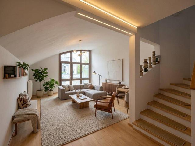 1140 Grünruhelage: Ideal aufgeteilte 5 Zimmer DG Maisonette mit N/O Terrasse, Balkon und zwei Bädern!