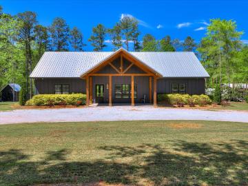 1140 Lake Drive