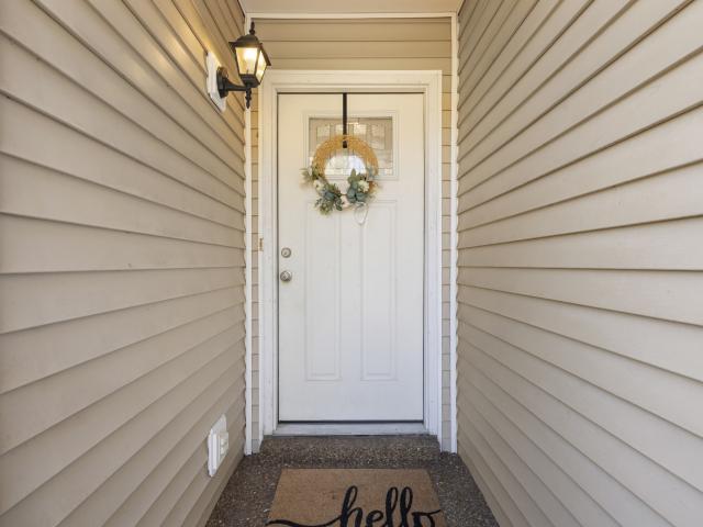 1140 Summerville Cir