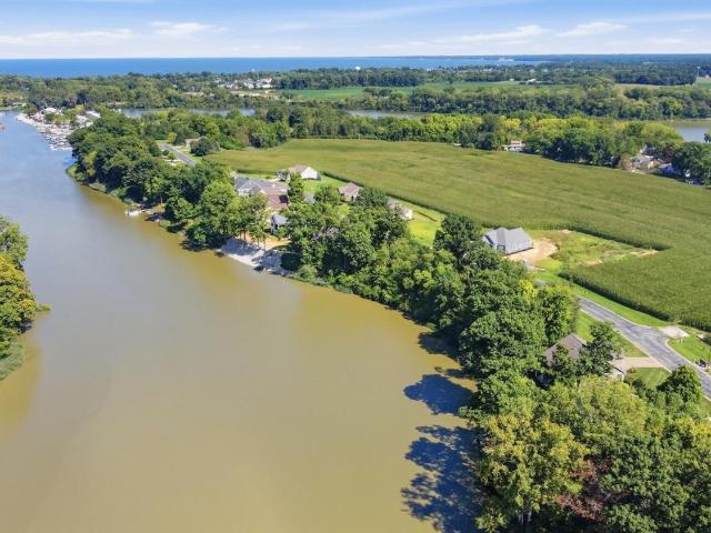 1140 Sheltered Brook
