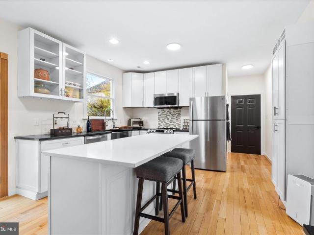 11411 Woodview Drive