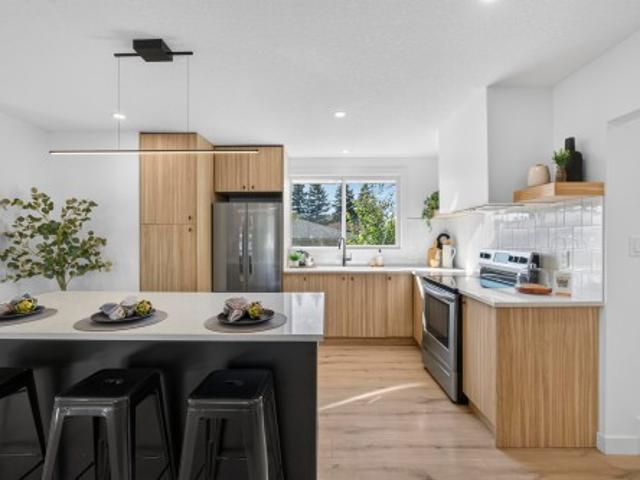 11411 Malmo Road Nw, Edmonton, AB, T6H 4M3 house for sale | Listing ID E4509 | Royal LePage
