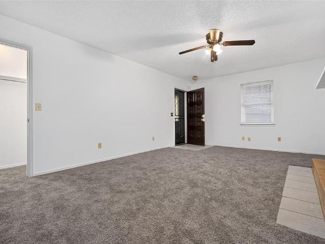 11417 N May Avenue # B