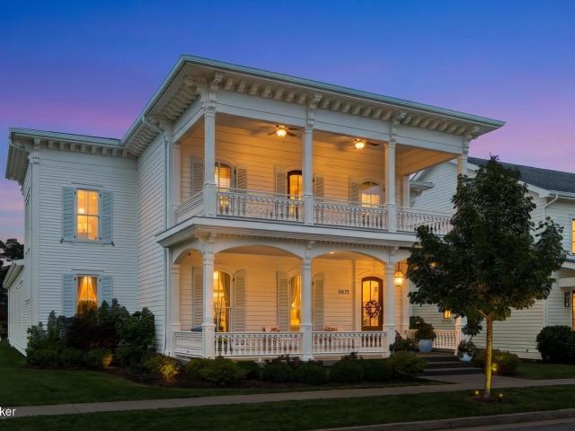 11415 River Beauty Loop