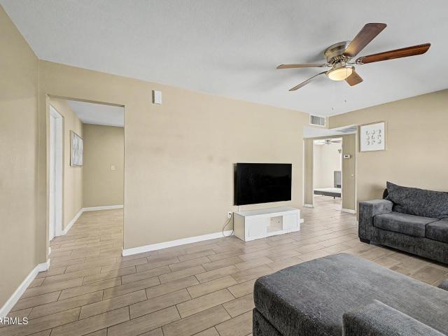 11416 N 112TH Drive