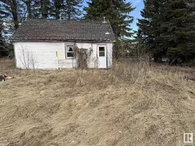 11419A Twp 541, Rural Yellowhead, AB, T0A 3A1 house for sale.