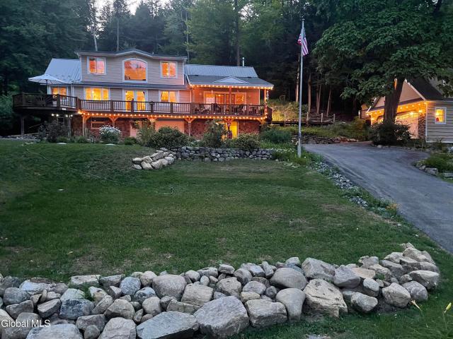 1141 North Shore Road