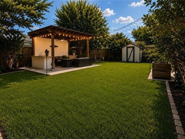 1141 Beverly Garden Drive
