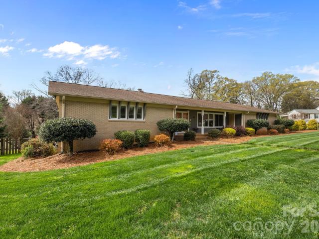 1141 Doby Court