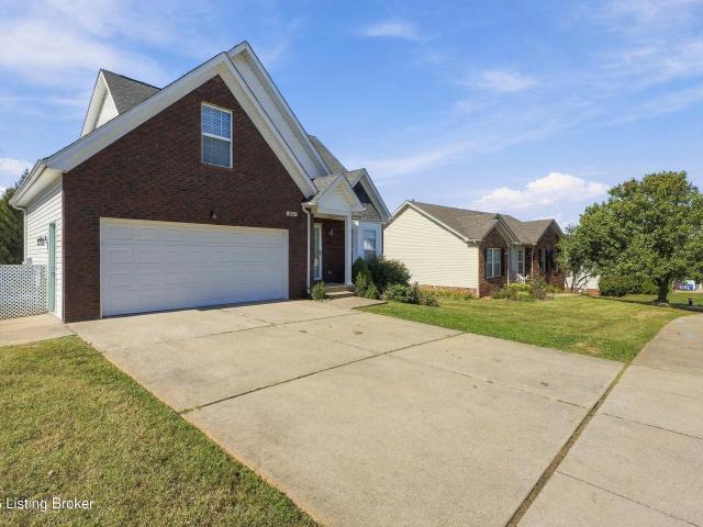 1141 Summit Dr
