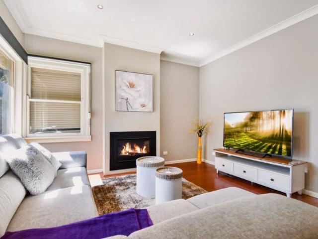 1/141 Surrey Road, Blackburn, Melbourne