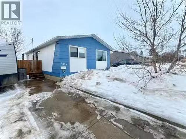 11422 96 Street, Grande Prairie, AB, T8V 2A5 house for sale.