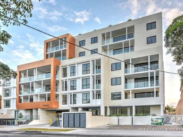 114/29 31 Burlington Road, Homebush