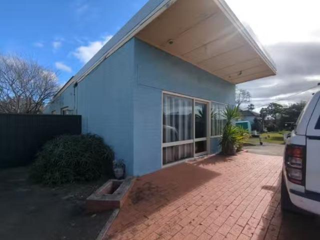 1/142 Osborne Parade, Warilla, NSW 2528 Offices for Rent