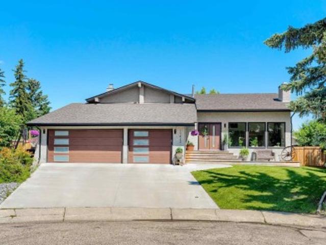 1142 Avenue, Edmonton, AB, T6J 3H5 house for sale | Listing ID E4497 | Royal LePage