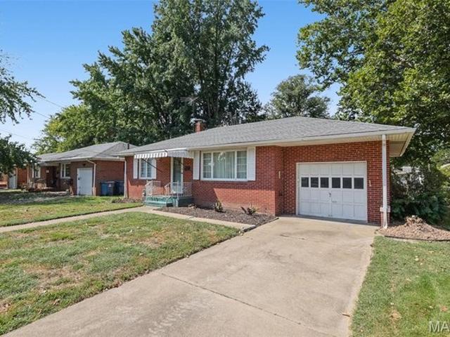 1142 Beaumont St, Alton, IL 62002