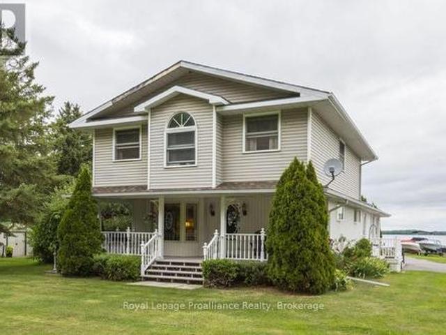 11438C Loyalist Parkway N, Prince Edward County North Marysburg Ward, ON, K0K 2T0 house for sale | Listing ID X13638 | Royal LePage