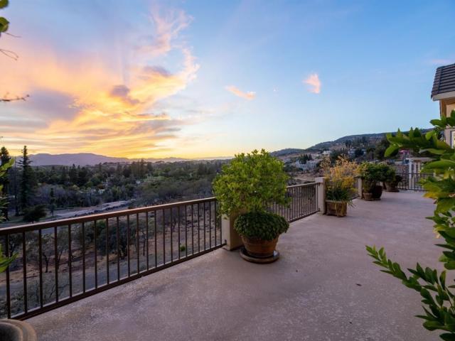 1143 Castle Oaks Dr, Napa, US, CA