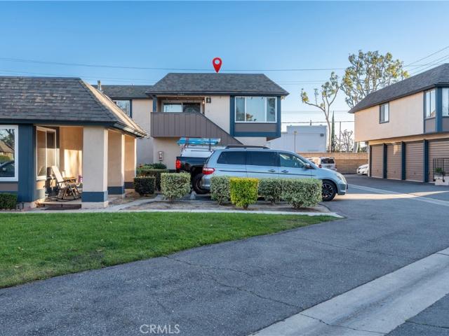 1143 S Clifpark
