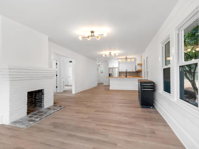 114 Cornelia Street