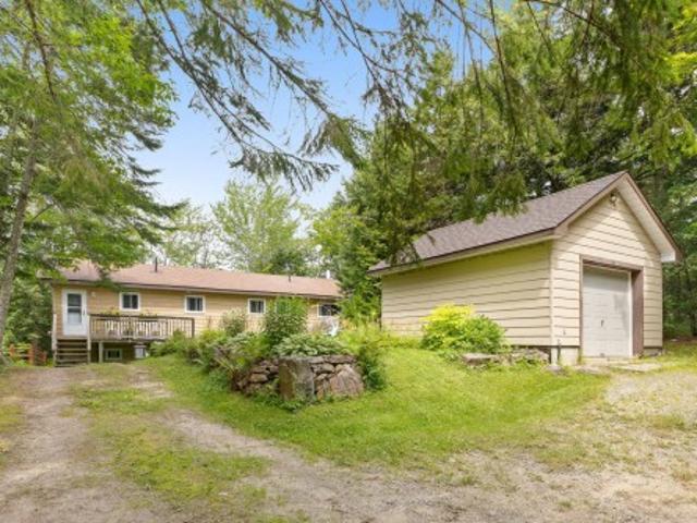 114 Ch. Du Lac Bois Franc, Val Des Monts, QC, J8N 1C7 house for sale | Listing ID 17071 | Royal LePage