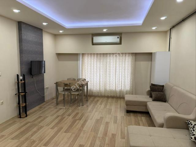 114 Cumhuriyet Mahallesinde Kiralık Hem Ofis Hem Konut İçin Uygun 2+0 Eşyalı Daire