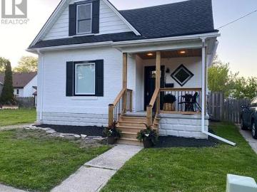 114 Ann Street, Sarnia, ON, N7T 2E7 house for sale | Listing ID X13141 | Royal LePage